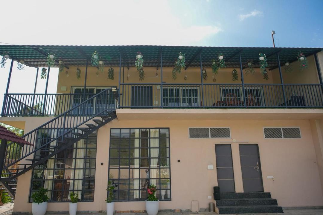 Photo of Others in Bedla