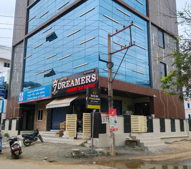 Photo of Buildings in Kakinada