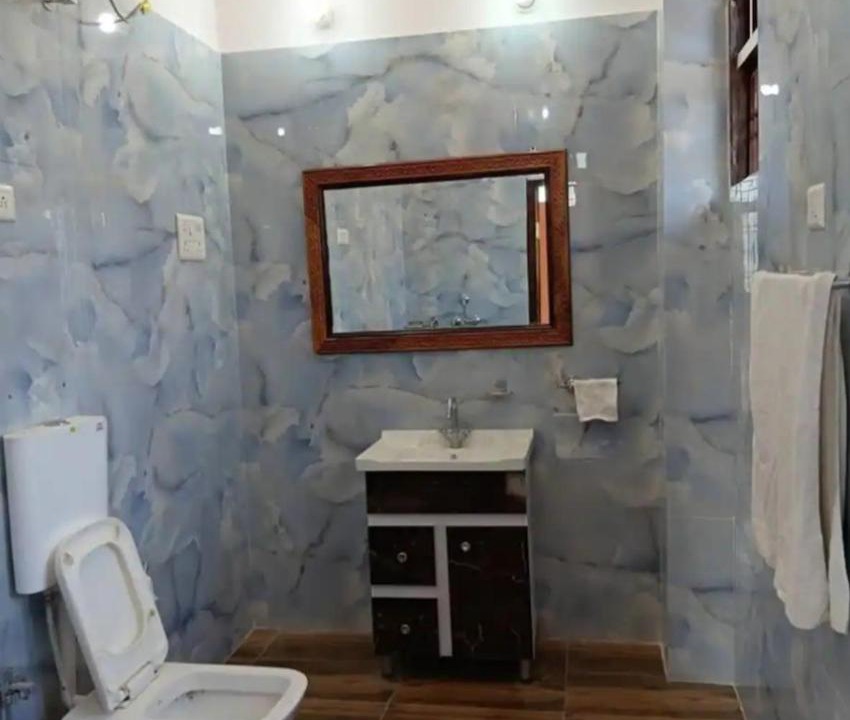 Photo of Bathroom in Amer