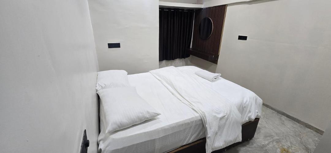Photo of Bedroom in Tuljapur