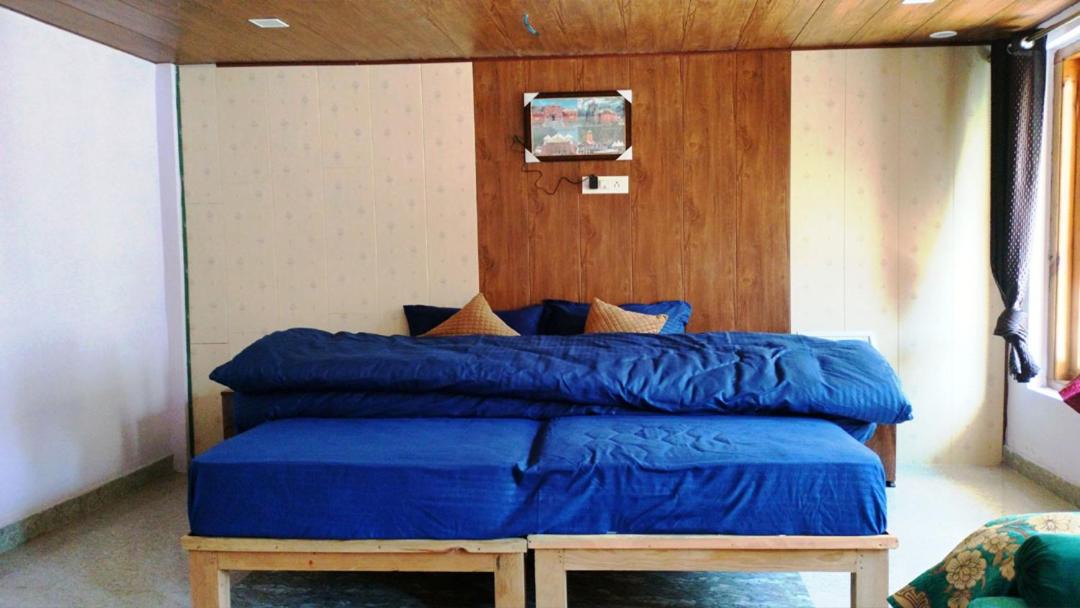 Photo of Bedroom in Yamunotri