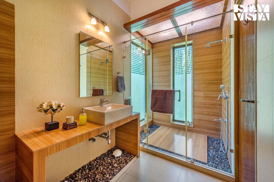 Photo of Bathroom in Kadadhe