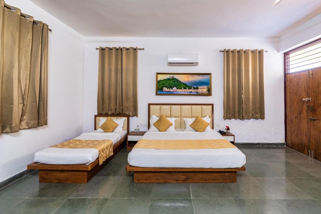 Photo of Others in Bedla