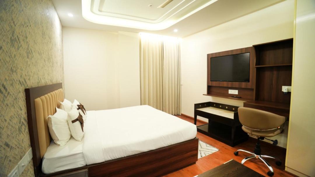 Photo of Bedroom in Sushant Lok