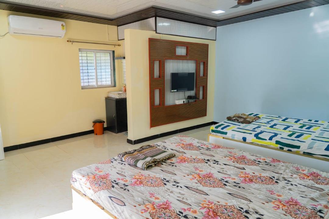 Photo of Bedroom in Shrivardhan