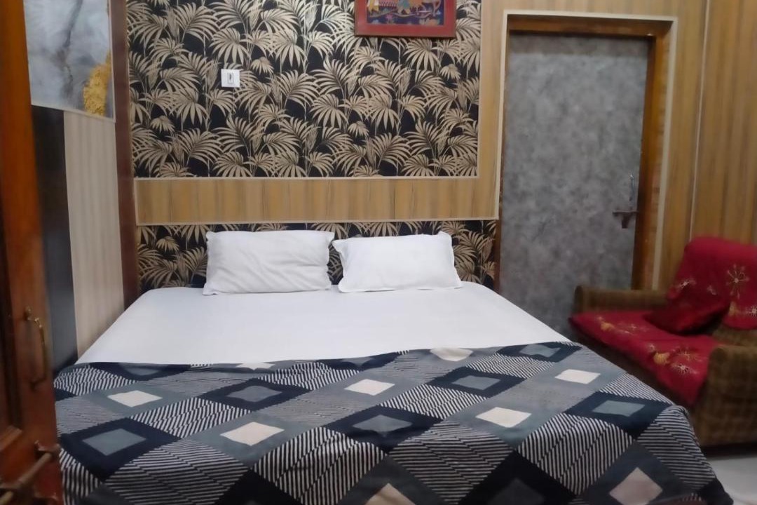 Photo of Bedroom in Mahmoorganj
