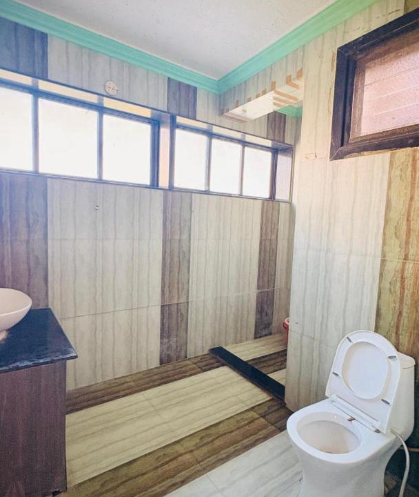 Photo of Bathroom in Daman