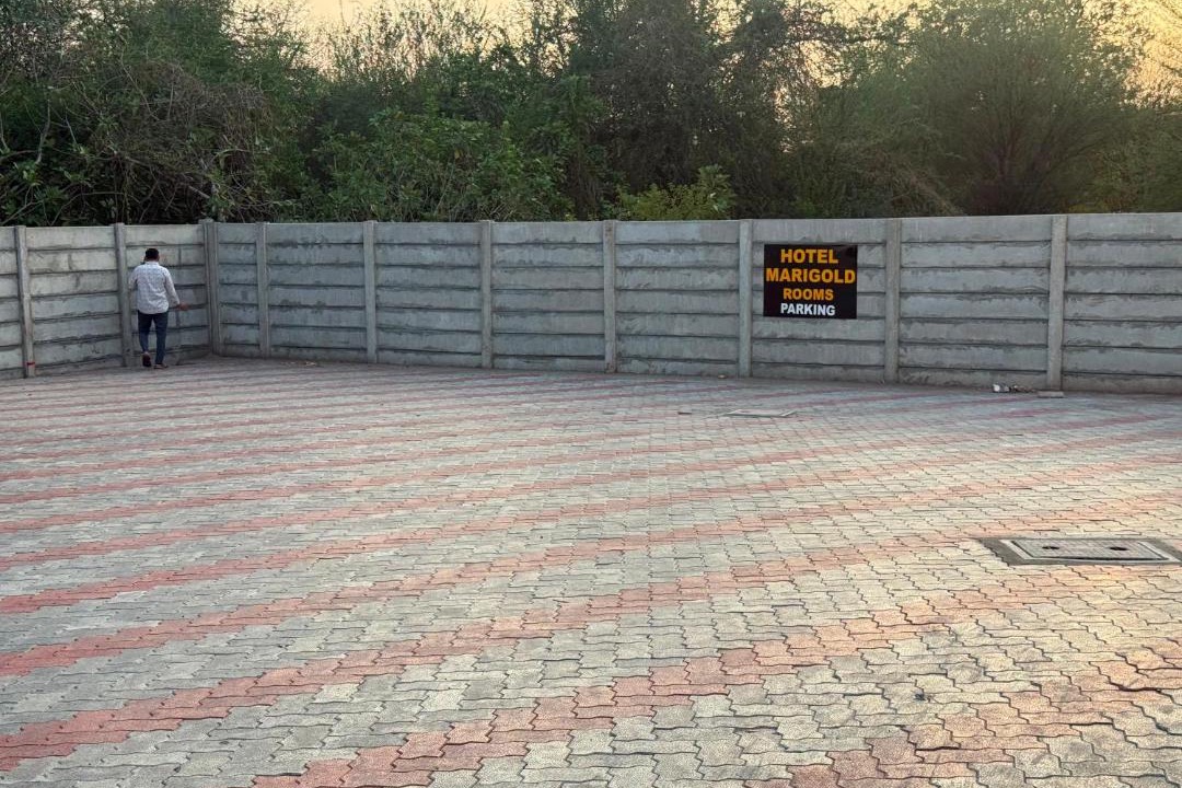 Photo of Others in Ambav