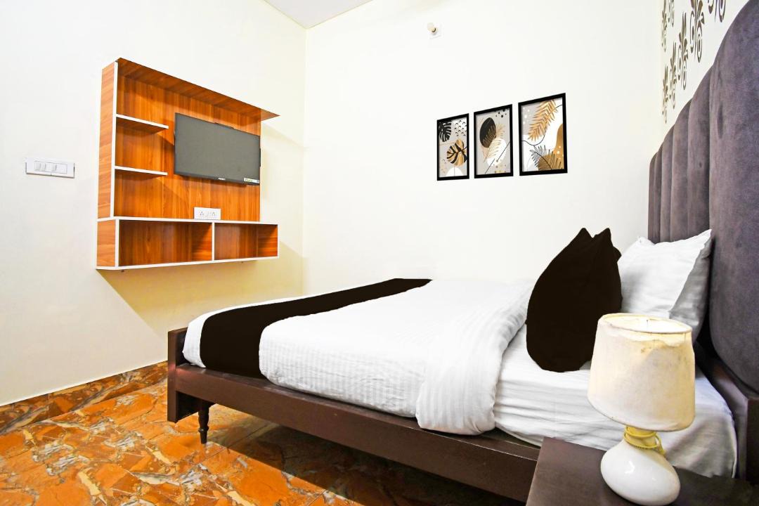 Photo of Bedroom in Dhanbad