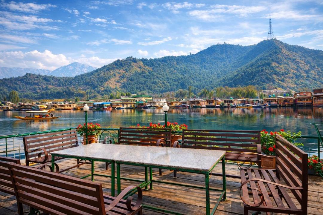 Photo of Others in Dal Lake