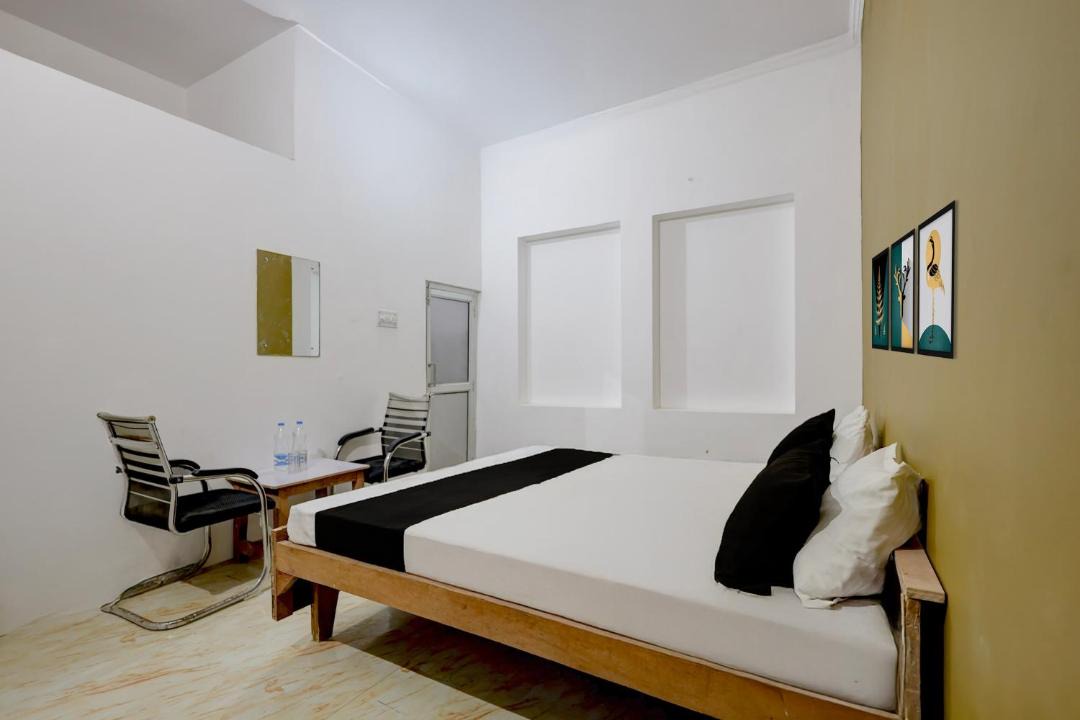 Photo of Bedroom in Raebareli