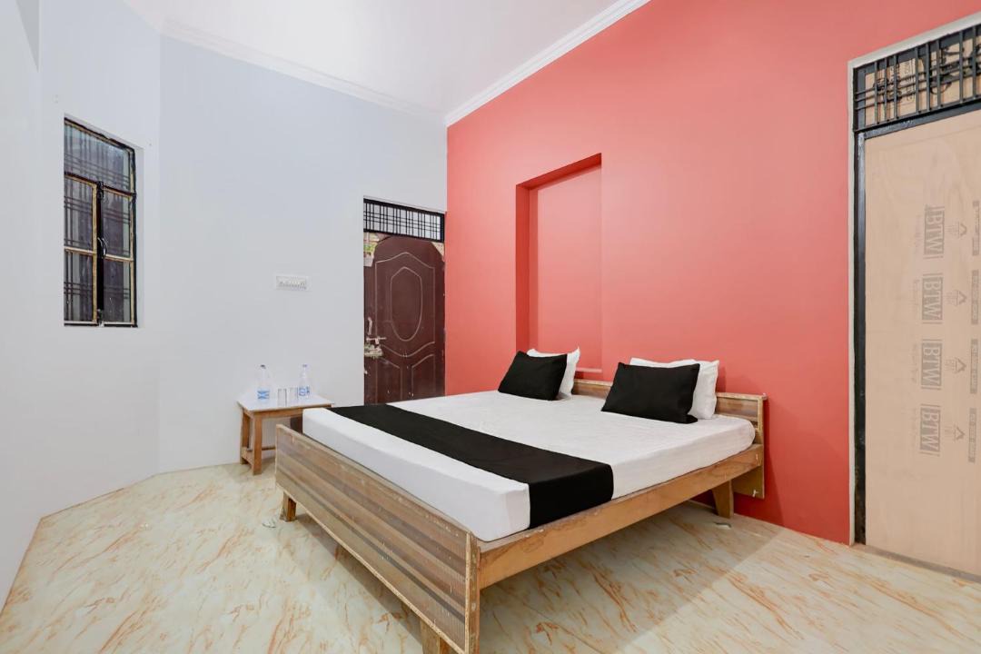 Photo of Bedroom in Raebareli