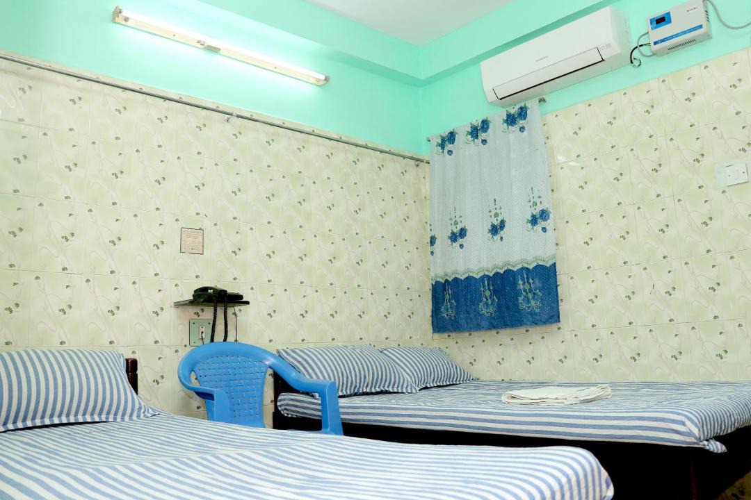 Photo of Bedroom in Triplicane