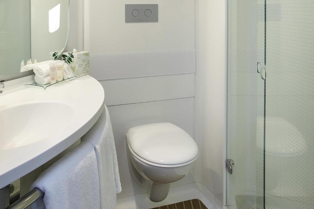 Photo of Bathroom in Mascot