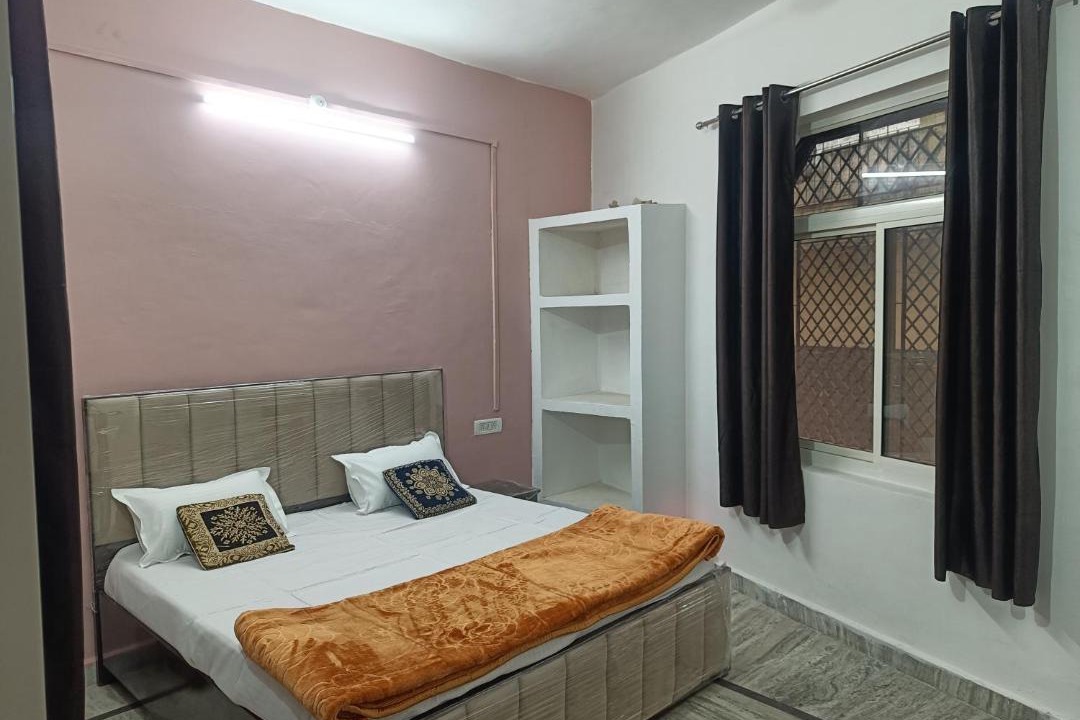 Photo of Bedroom in Mathura