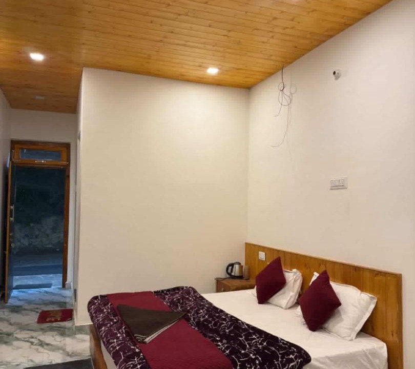 Photo of Bedroom in Yamunotri