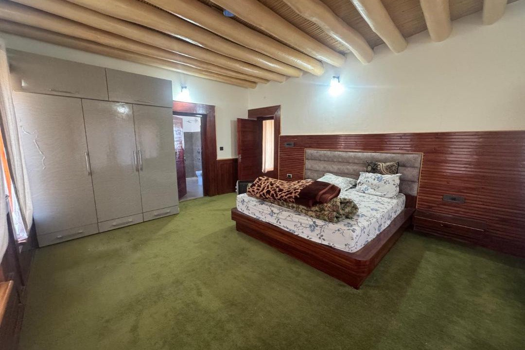 Photo of Bedroom in She