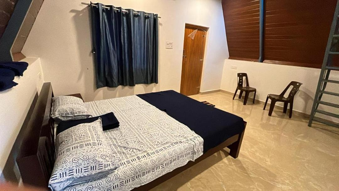 Photo of Bedroom in Hireguthi