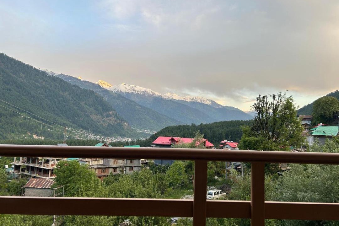 Photo of Others in Old Manali