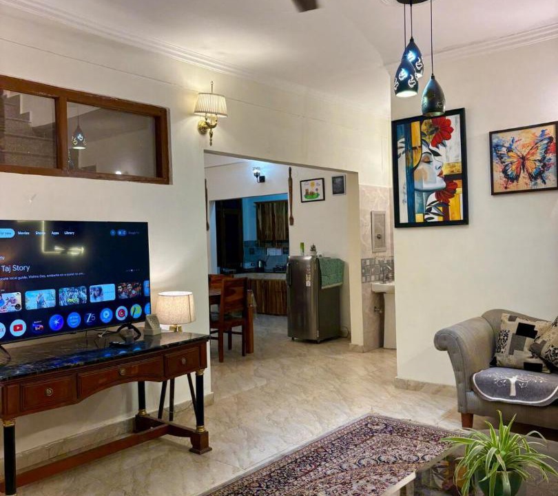 Photo of Livingroom in Pachhad