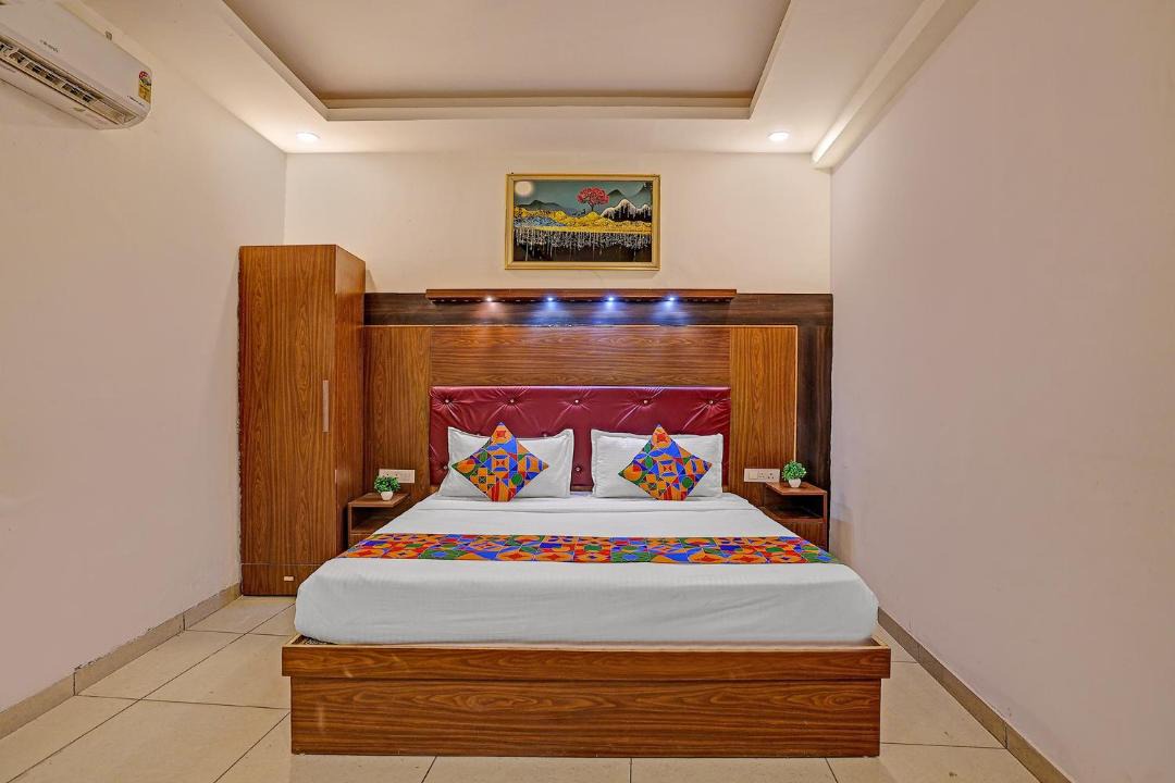 Photo of Bedroom in Sector 62