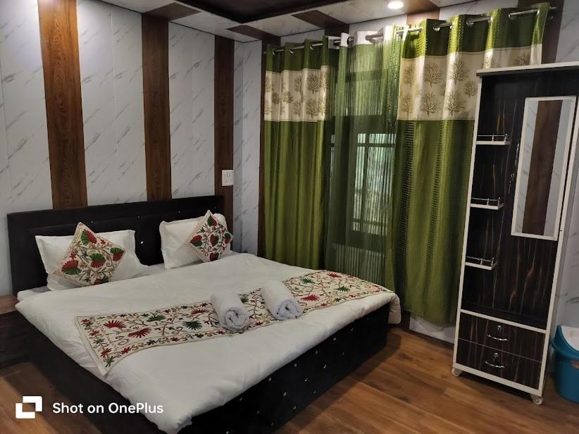 Photo of Bedroom in Pahalgam