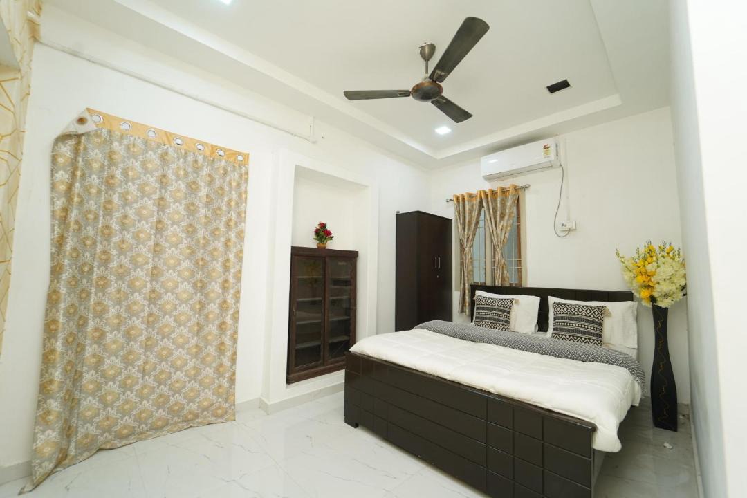 Photo of Bedroom in Mylapore