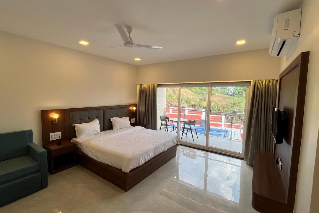 Photo of Bedroom in Mahabaleshwar