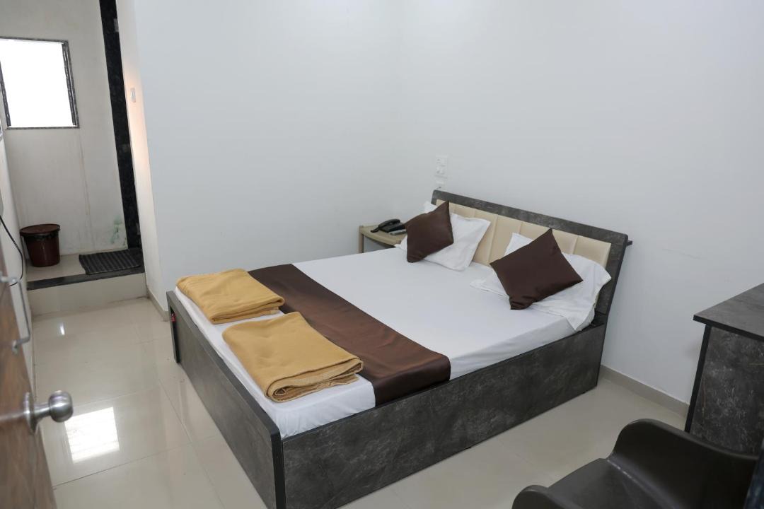 Photo of Bedroom in Adajan