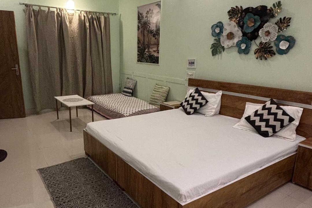 Photo of Bedroom in Mathura