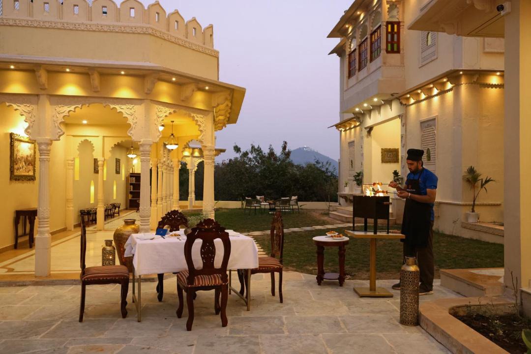 Photo of Others in Bedla