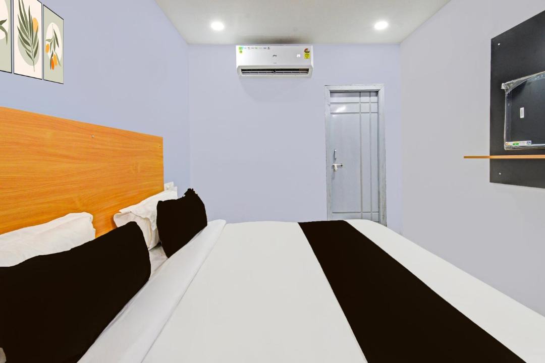 Photo of Bedroom in Uppal