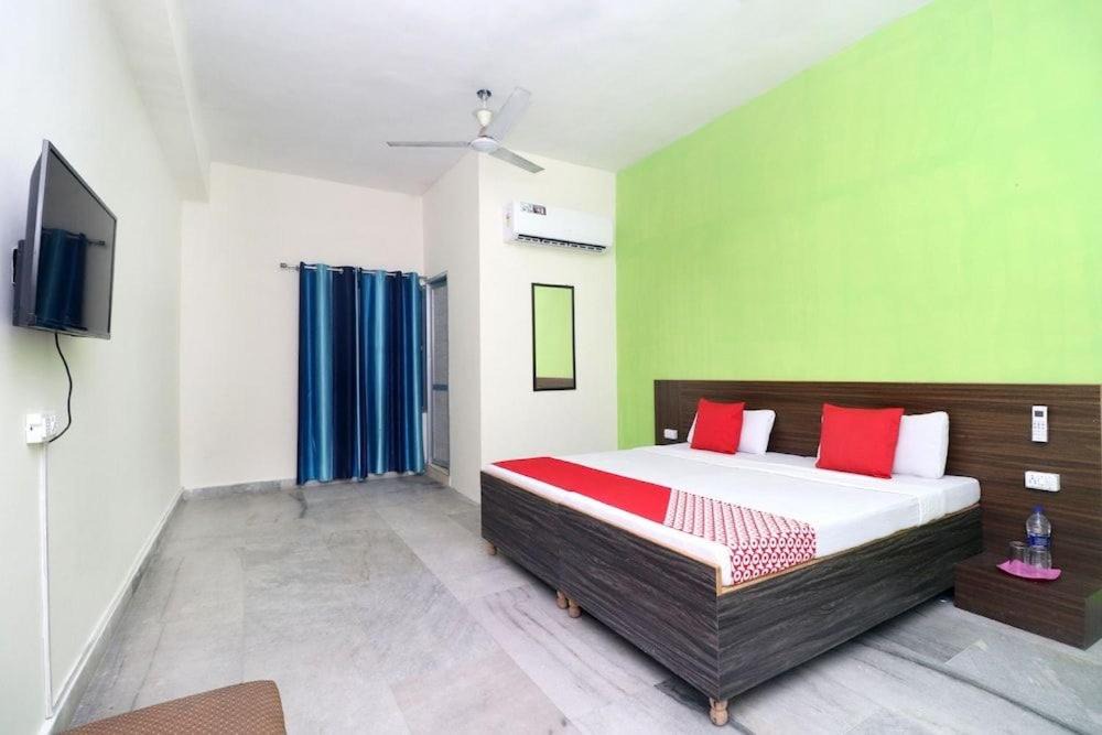 Photo of Bedroom in Wardha