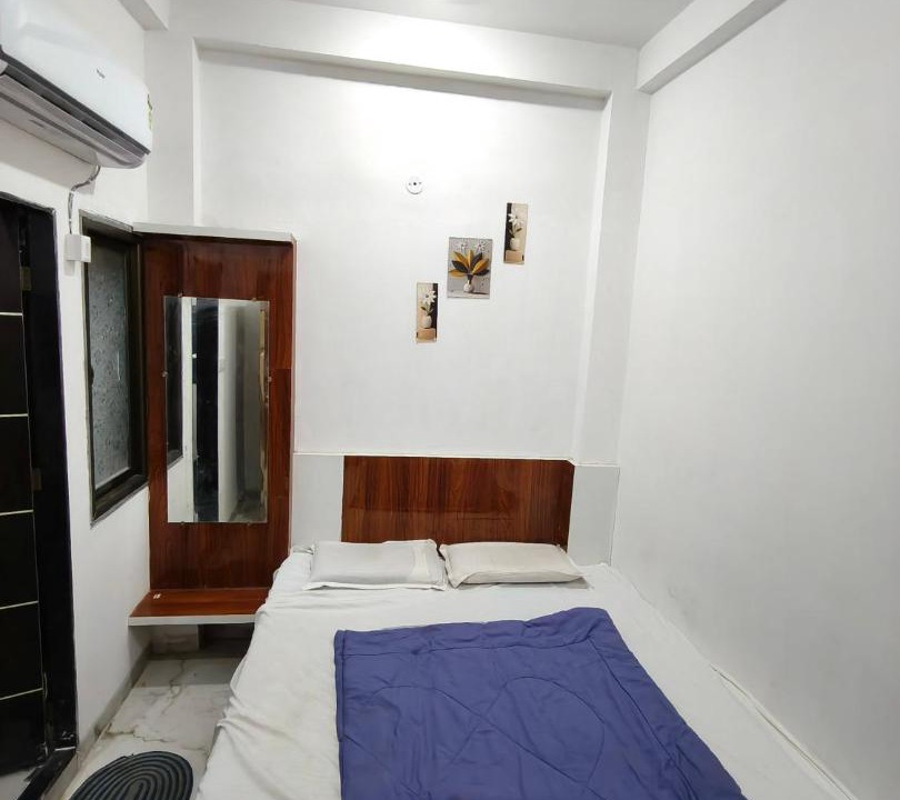 Photo of Bedroom in Omkareshwar