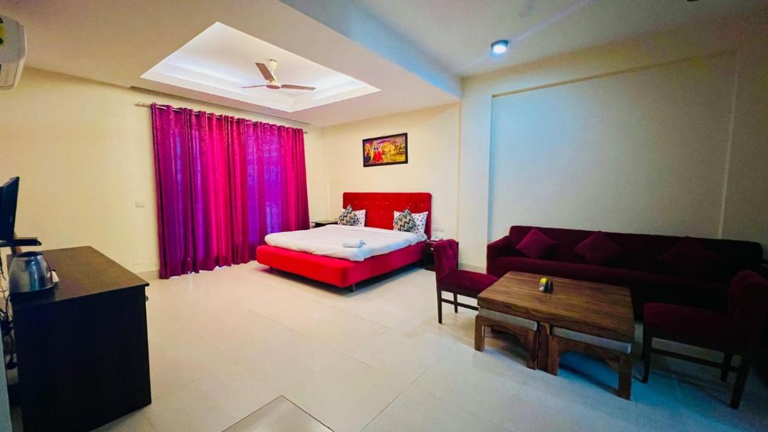 Photo of Bedroom in Sushant Lok