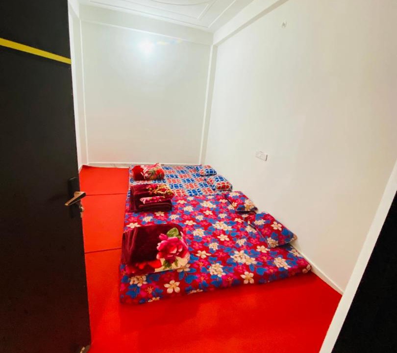 Photo of Bedroom in Jhusi