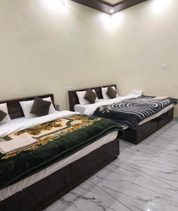 Photo of Bedroom in Chamoli