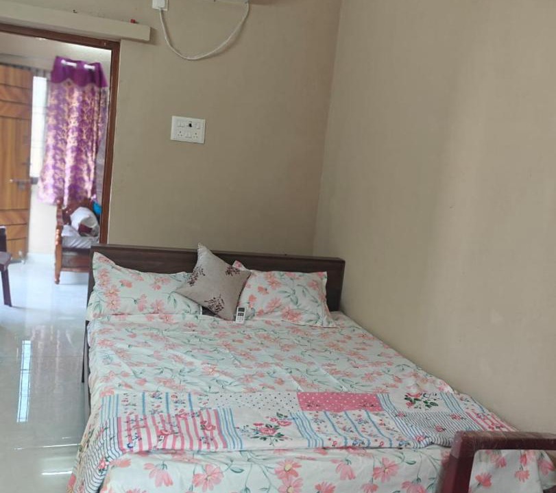 Photo of Bedroom in Srikalahasti