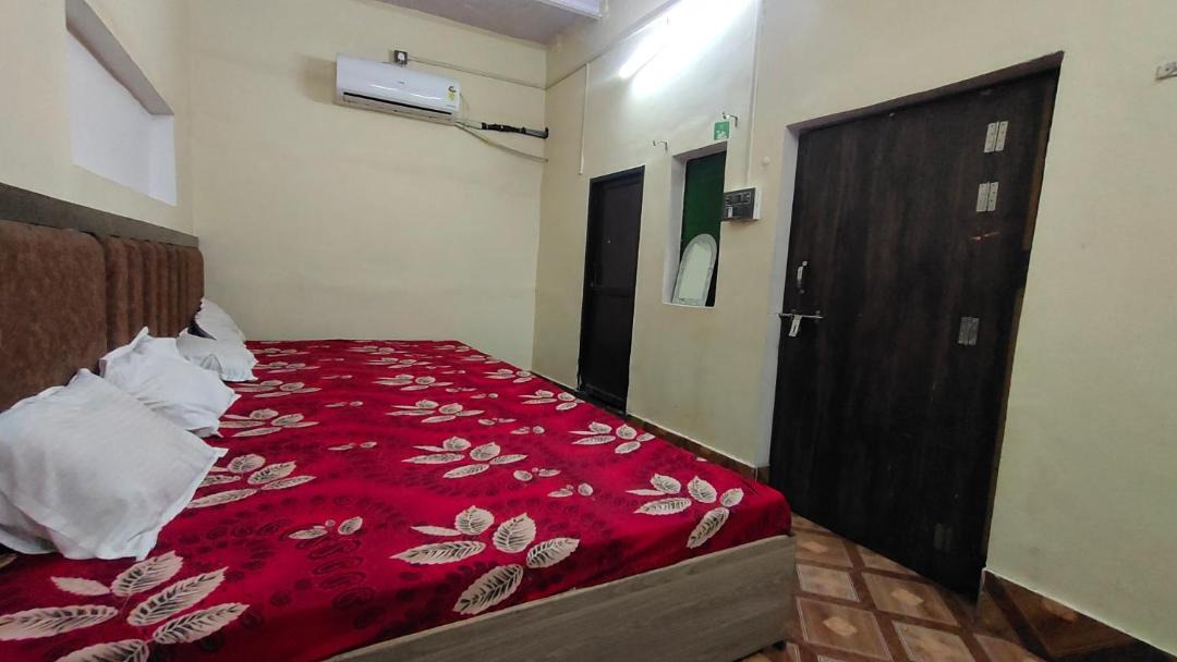 Photo of Bedroom in Mathura