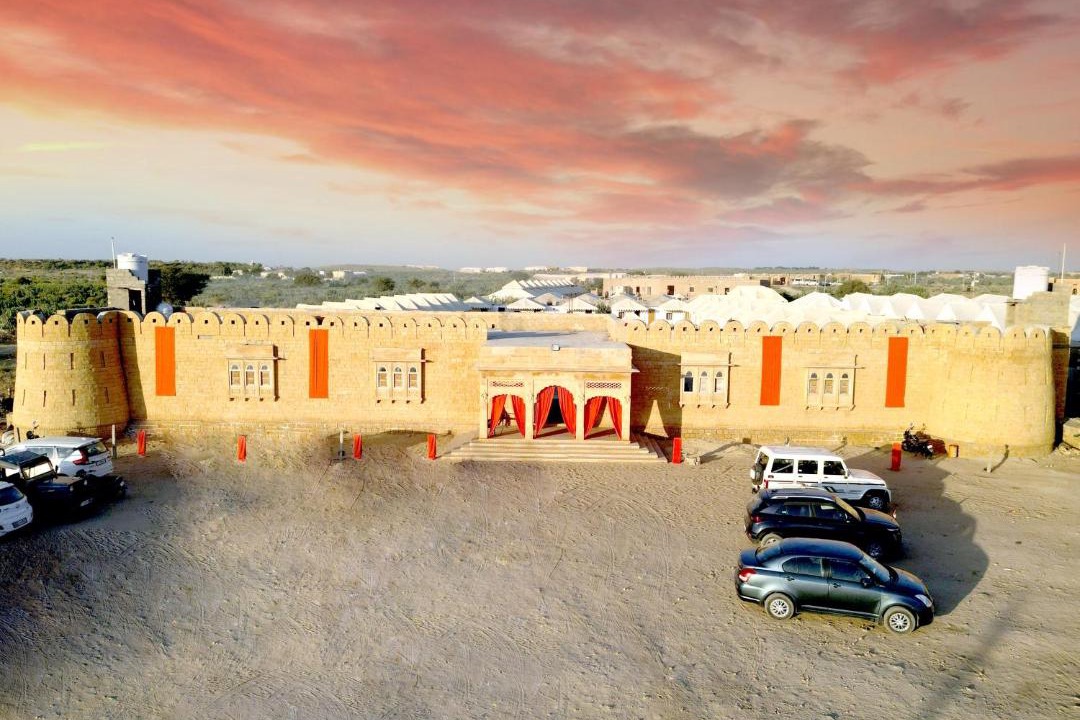 Photo of Buildings in Amar Sagar Pol