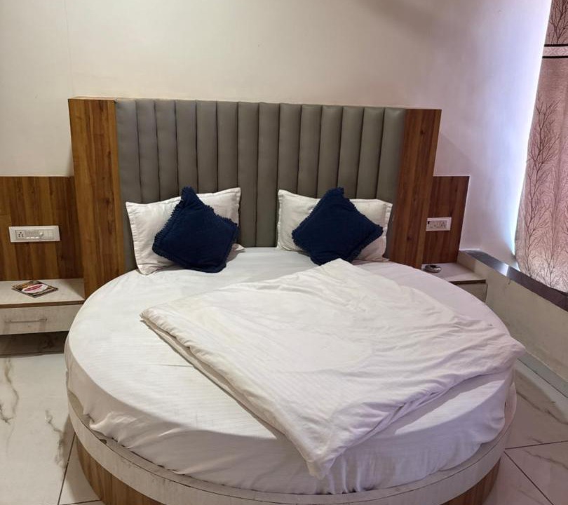 Photo of Bedroom in Dahegam