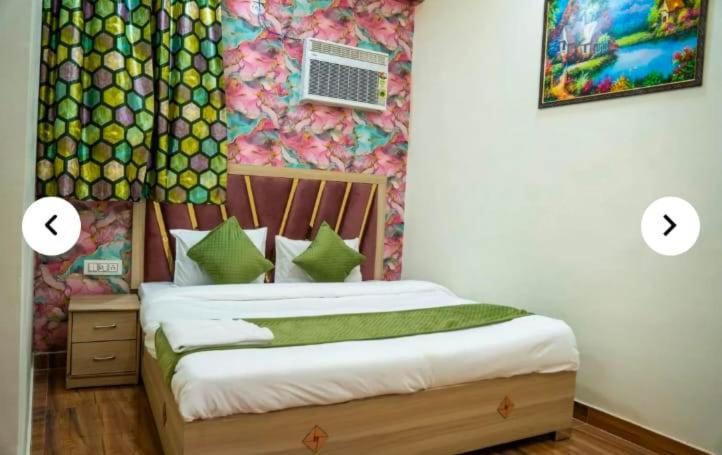 Photo of Bedroom in Etmadpur