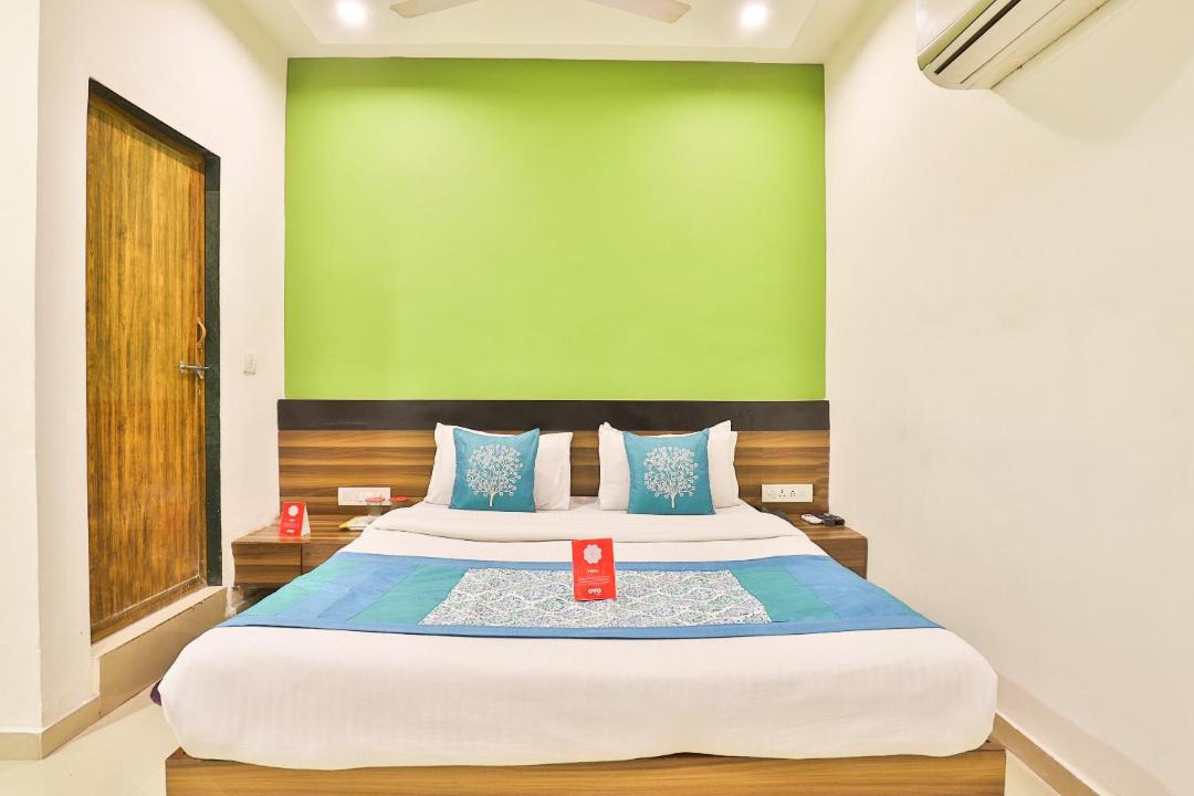 Photo of Bedroom in Navrangpura