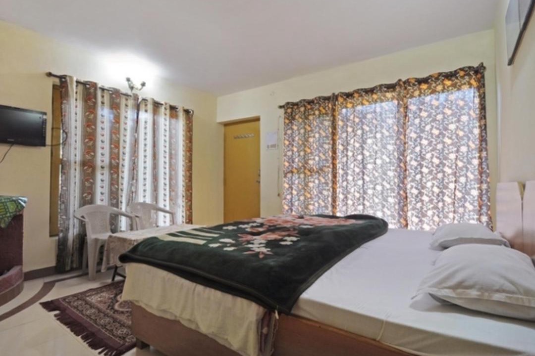 Photo of Bedroom in Pangot