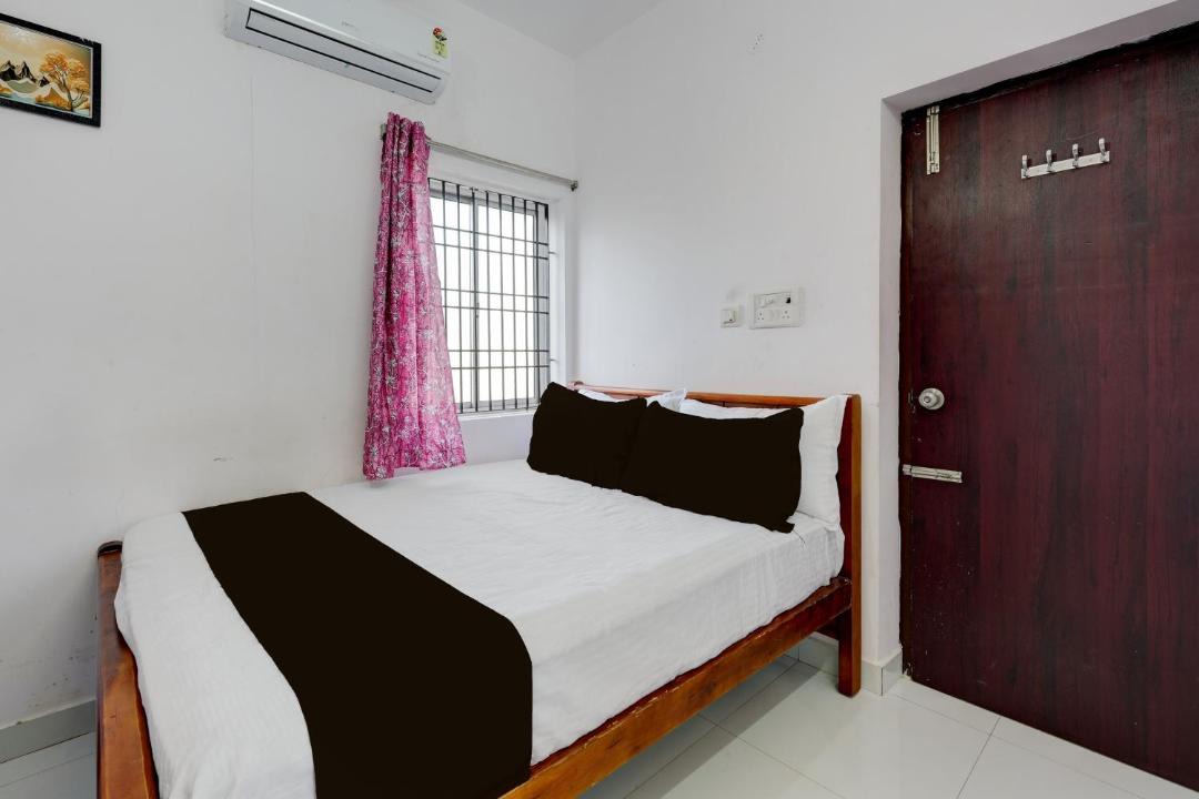 Photo of Bedroom in Medavakkam