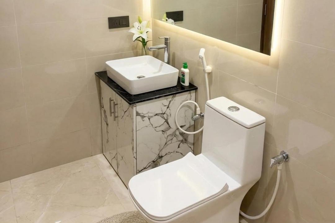 Photo of Bathroom in Manjhanpur