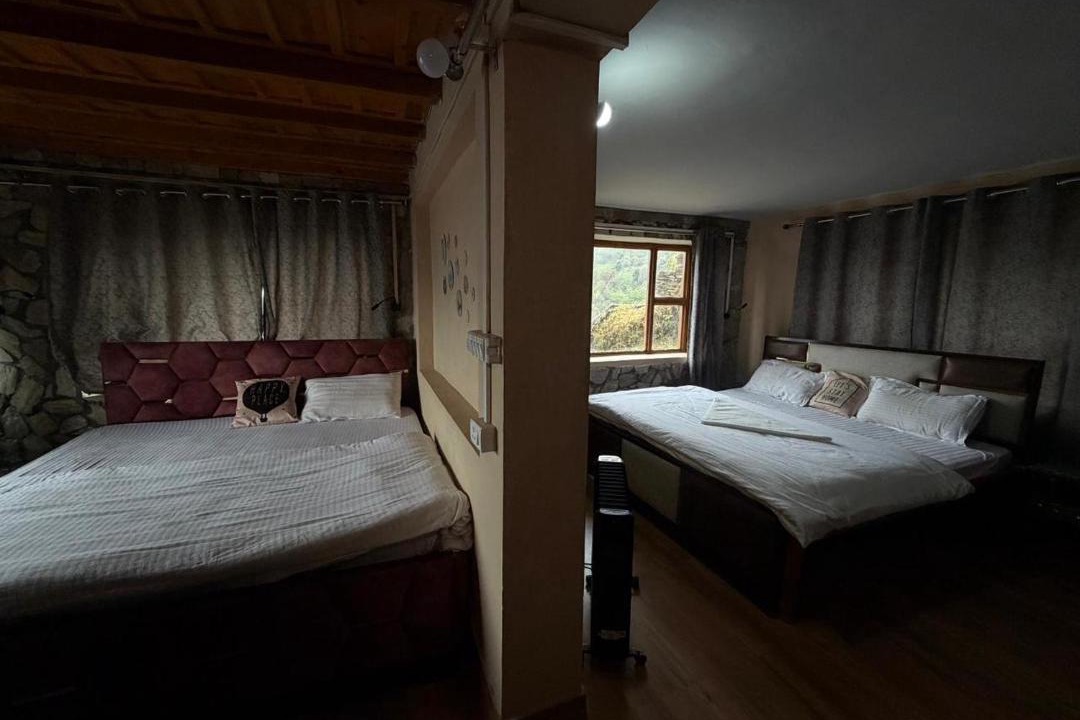 Photo of Bedroom in Mukteshwar