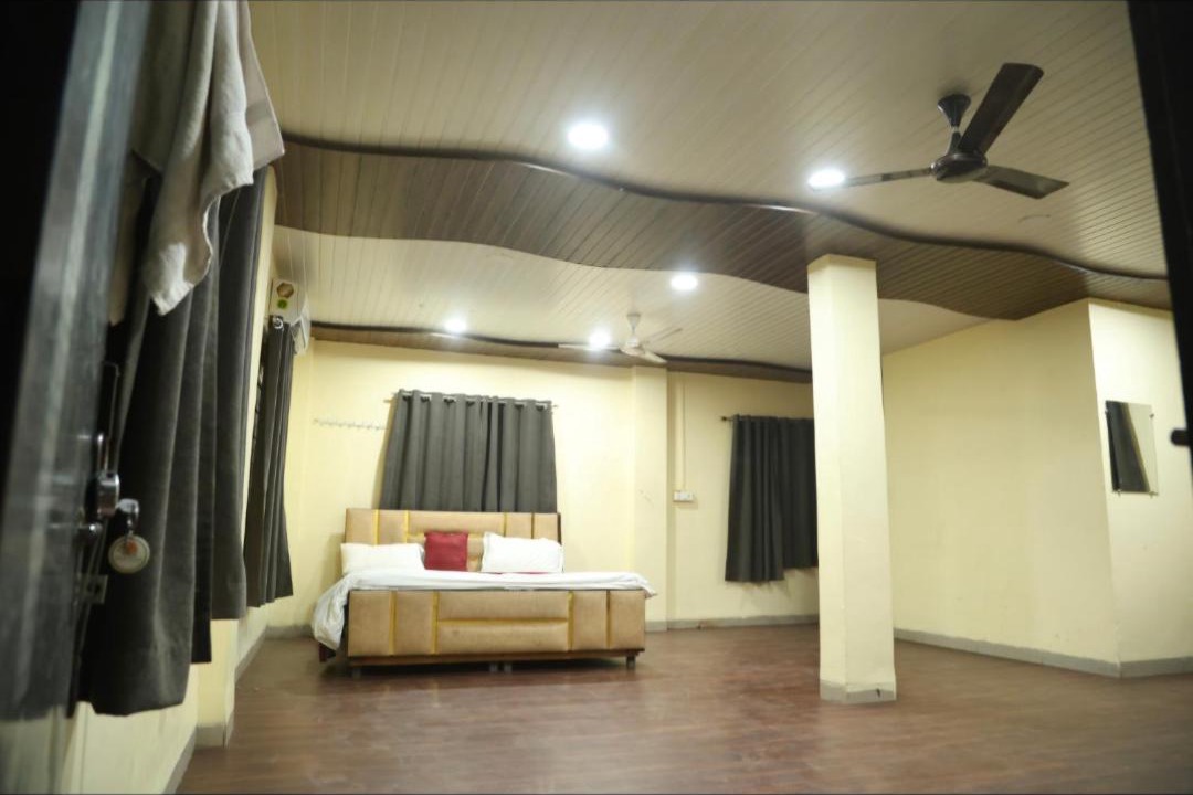 Photo of Bedroom in Mhow