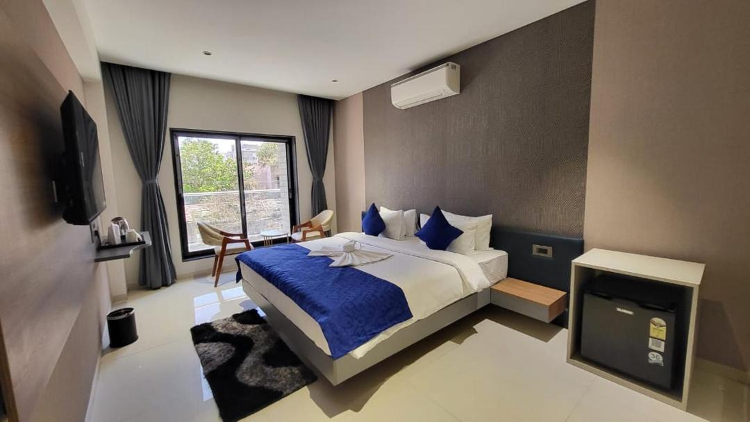 Photo of Bedroom in Rajkot