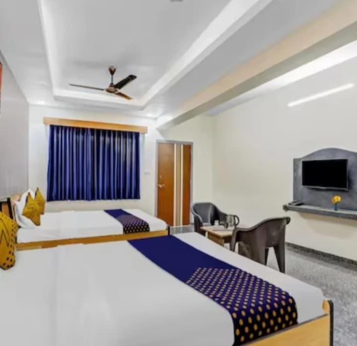 Photo of Bedroom in Vijapur